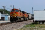 BNSF 4875 leads this sb freight out of old monroe mo.